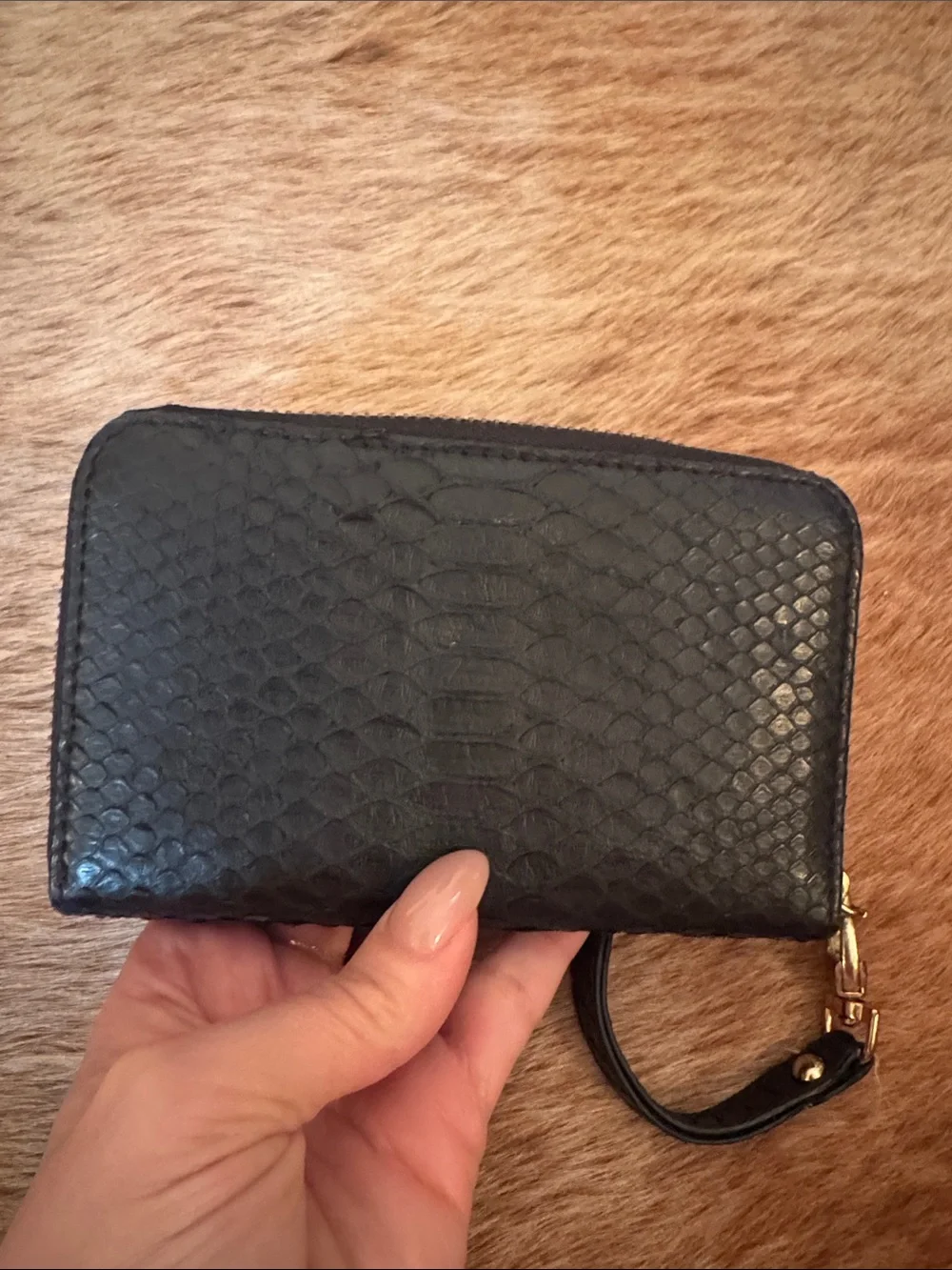 Black Python Wristlet Card & Key Holder - Picture 5 of 6